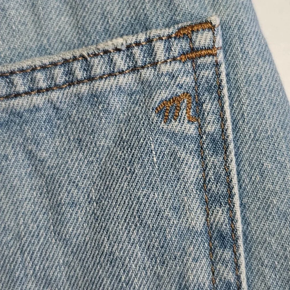 🏷️NWT Madewell Baggy Jean Shorts In Bessemund Wash - Size 23